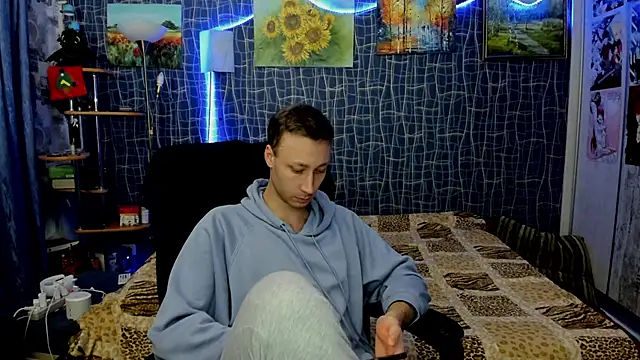 Snapshot of CuteBoy228 chatting on February 2026 02:14:01 PM CuteBoy228 online show from February 2026 02:14:01 PM