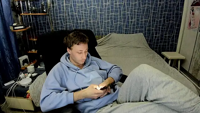 Snapshot of CuteBoy228 chatting on April 2026 05:18:01 PM CuteBoy228 online show from April 2026 05:18:01 PM