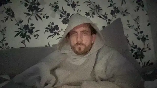 Big8inchUncutCock online show from April 2026 08:40:01 AM