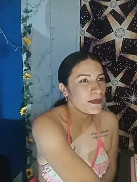 Snapshot of karinnahotdirty chatting on May 2026 09:10:01 PM karinnahotdirty online show from May 2026 09:10:01 PM