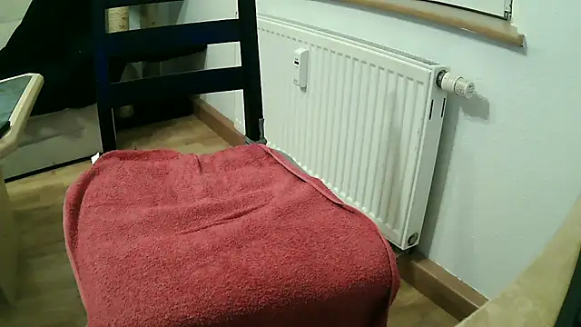 Lavastrom3 online show from October 2025 03:57:02 PM