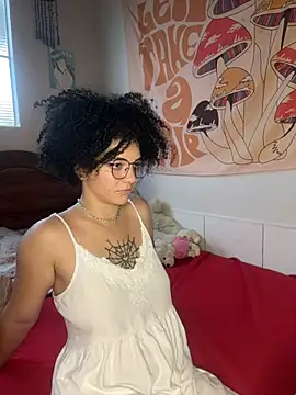 Snapshot of CamillyBlum chatting on January 2026 10:03:02 PM CamillyBlum online show from January 2026 10:03:02 PM