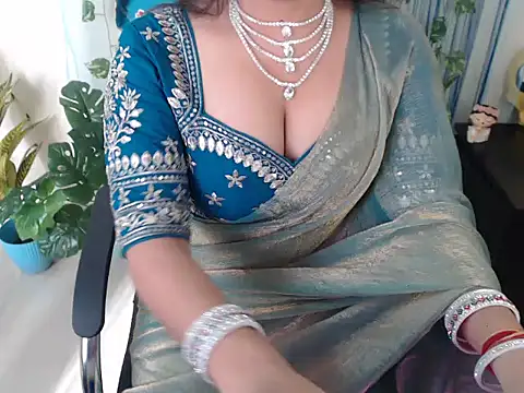 anika bold online show from September 2025 03:18:02 AM