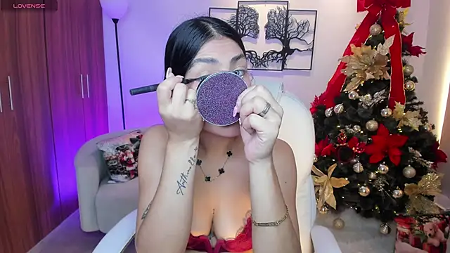 dafne hills online show from December 2025 07:34:02 PM