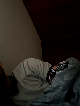 Michaell Spinelly online show from October 2025 03:53:01 PM