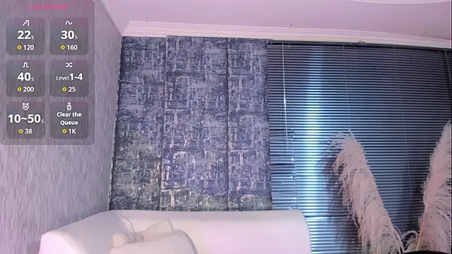 NathalyLeen online show from March 2026 08:37:02 PM