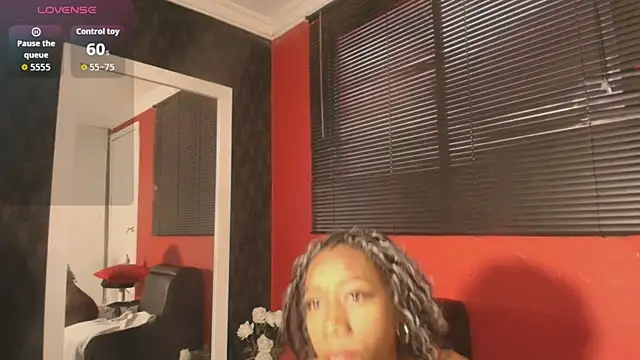NathalyLeen online show from June 2026 08:55:02 PM