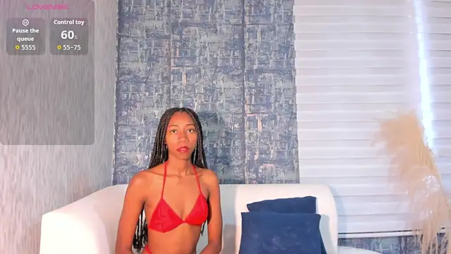 NathalyLeen online show from July 2026 08:33:02 PM