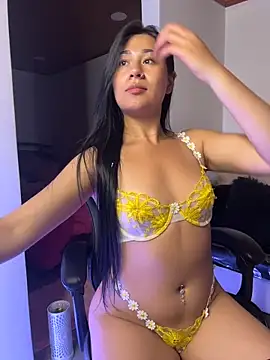 Snapshot of evelyn_ch_ chatting on March 2026 08:15:02 PM evelyn ch online show from March 2026 08:15:02 PM