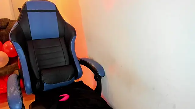 Snapshot of Scarbadgirl_ chatting on February 2026 07:51:01 AM Scarbadgirl online show from February 2026 07:51:01 AM