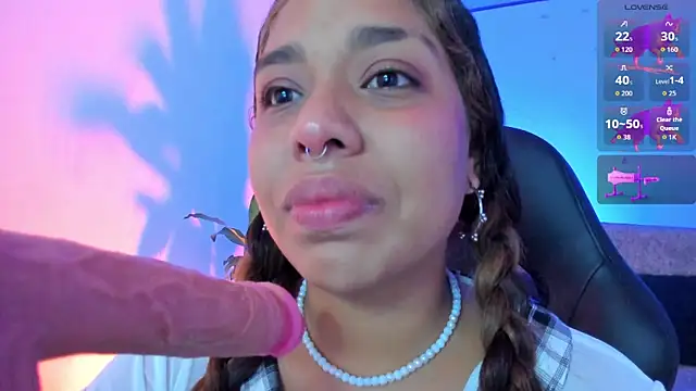 Snapshot of giselle_upp chatting on November 2025 04:49:01 AM giselle upp online show from November 2025 04:49:01 AM