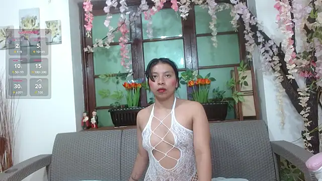 Snapshot of samara_selene chatting on May 2026 07:11:01 PM samara selene online show from May 2026 07:11:01 PM