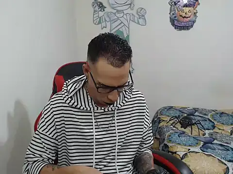 Snapshot of afrodit_25 chatting on October 2025 08:00:02 AM afrodit 25 online show from October 2025 08:00:02 AM