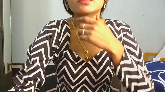 Aarti misty71 online show from March 2026 05:01:02 AM