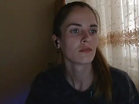 Snapshot of JayeTyler chatting on November 2025 06:33:01 AM JayeTyler online show from November 2025 06:33:01 AM