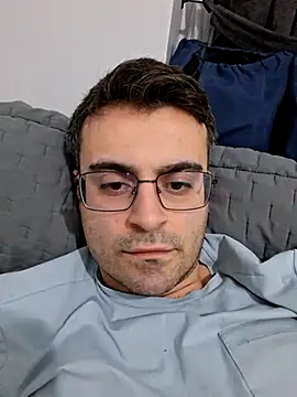 Snapshot of Obstacless chatting on February 2026 06:58:02 PM Obstacless online show from February 2026 06:58:02 PM