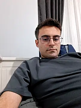 Snapshot of Obstacless chatting on February 2026 07:01:01 PM Obstacless online show from February 2026 07:01:01 PM