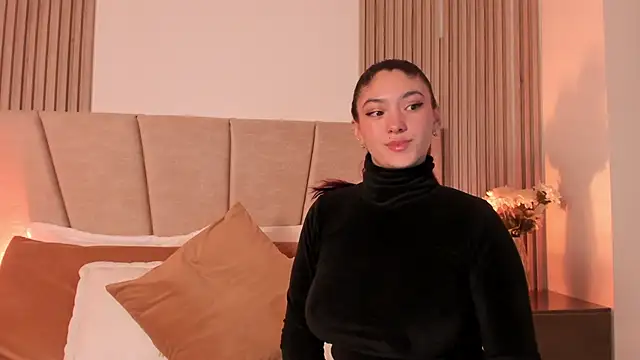 Snapshot of Victoria_Beaumont chatting on September 2025 12:08:02 PM Victoria Beaumont online show from September 2025 12:08:02 PM