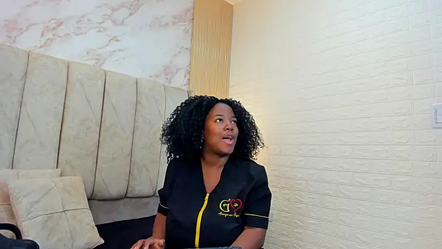 Snapshot of kiarazafira chatting on September 2025 10:28:02 AM kiarazafira online show from September 2025 10:28:02 AM