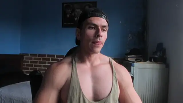 Snapshot of justinkarter chatting on May 2026 05:33:01 PM justinkarter online show from May 2026 05:33:01 PM