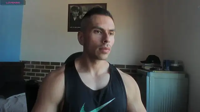 Snapshot of justinkarter chatting on July 2026 03:38:02 PM justinkarter online show from July 2026 03:38:02 PM