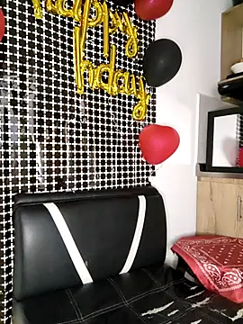 Hiroshi Shen online show from October 2025 11:09:02 AM