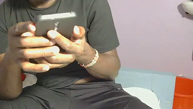 Snapshot of AfricanDickza chatting on September 2025 08:24:02 PM AfricanDickza online show from September 2025 08:24:02 PM