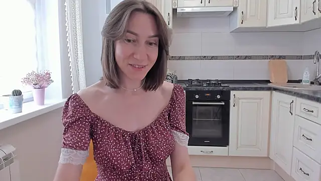 Snapshot of GoodGlamorGirl chatting on June 2026 05:24:01 AM GoodGlamorGirl online show from June 2026 05:24:01 AM