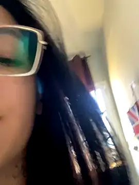 jujuarantes  2025 online show from November 2025 03:23:01 PM