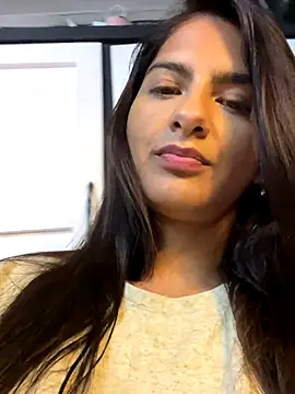 chicachocolate01 online show from November 2025 06:46:01 AM