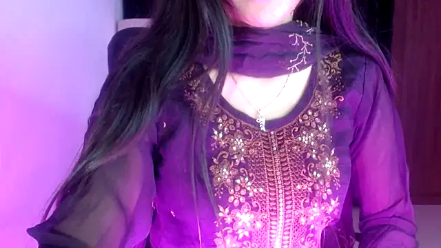 Snapshot of Mini_Meera chatting on November 2025 06:21:01 PM Mini Meera online show from November 2025 06:21:01 PM