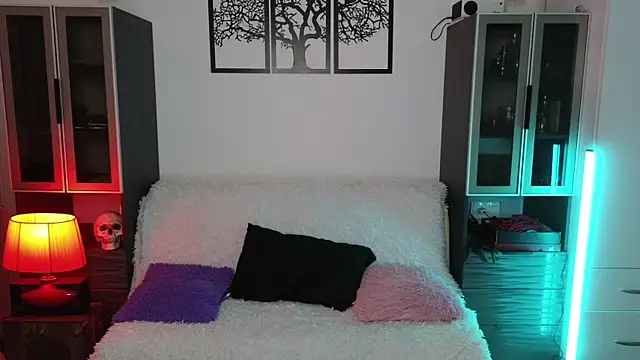 Lila West online show from December 2024 04:18:01 PM