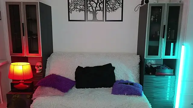 Lila West online show from January 2025 04:35:01 PM