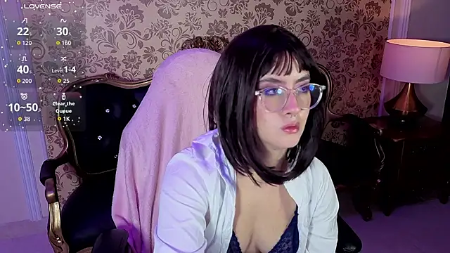 Snapshot of LiLLiAnderson chatting on May 2026 11:48:02 AM LiLLiAnderson online show from May 2026 11:48:02 AM