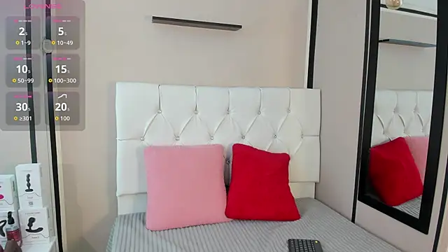 Axel  Evans online show from September 2025 12:39:01 PM