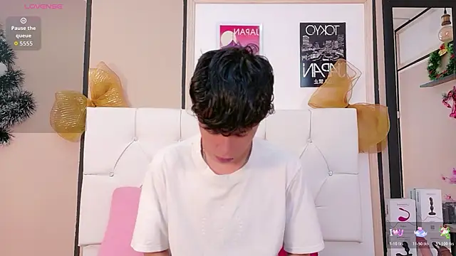 Axel  Evans online show from January 2026 12:07:02 PM