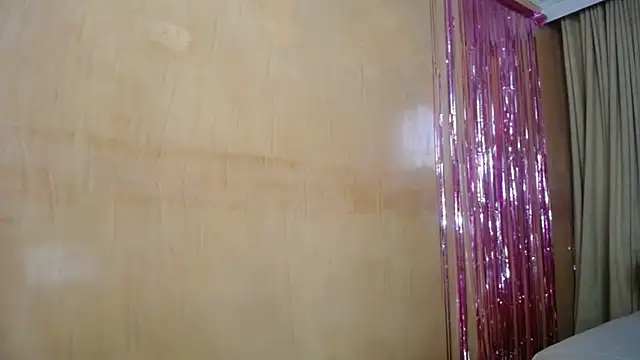 miss lilieth online show from September 2025 04:12:02 PM