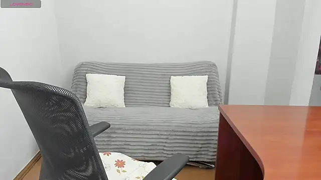 Snapshot of Alisha_Skyes chatting on February 2026 02:31:02 PM Alisha Skyes online show from February 2026 02:31:02 PM