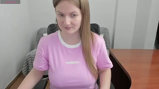 Snapshot of Alisha_Skyes chatting on February 2026 02:28:01 PM Alisha Skyes online show from February 2026 02:28:01 PM