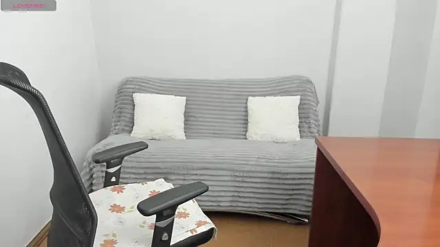 Snapshot of Alisha_Skyes chatting on February 2026 05:55:02 PM Alisha Skyes online show from February 2026 05:55:02 PM