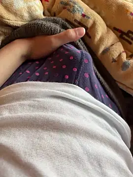 Snapshot of rrrrrriyyffhyeeee chatting on March 2026 12:36:01 AM rrrrrriyyffhyeeee online show from March 2026 12:36:01 AM