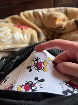 Snapshot of rrrrrriyyffhyeeee chatting on April 2026 02:20:01 AM rrrrrriyyffhyeeee online show from April 2026 02:20:01 AM