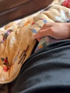 Snapshot of rrrrrriyyffhyeeee chatting on April 2026 04:46:01 AM rrrrrriyyffhyeeee online show from April 2026 04:46:01 AM