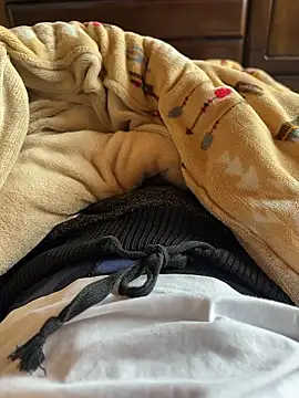 Snapshot of rrrrrriyyffhyeeee chatting on April 2026 06:19:01 AM rrrrrriyyffhyeeee online show from April 2026 06:19:01 AM