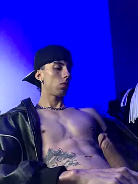 redmen69 online show from October 2025 03:24:02 AM