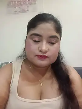 Snapshot of hornyriyanka chatting on June 2026 02:16:01 AM hornyriyanka online show from June 2026 02:16:01 AM