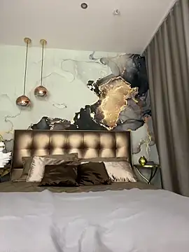 MiraXS online show from March 2026 10:13:02 PM