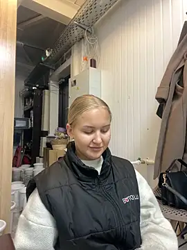 CandyVice online show from September 2025 05:12:02 PM