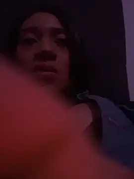 Snapshot of Kellye_hotTs chatting on June 2026 01:23:01 AM Kellye hotTs online show from June 2026 01:23:01 AM