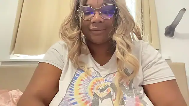 furykat1 online show from February 2026 03:24:01 PM